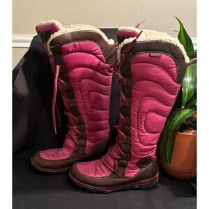 Women’s Timberland Crystal Mountain Lace Up High Waterproof Snow Boots, size 7